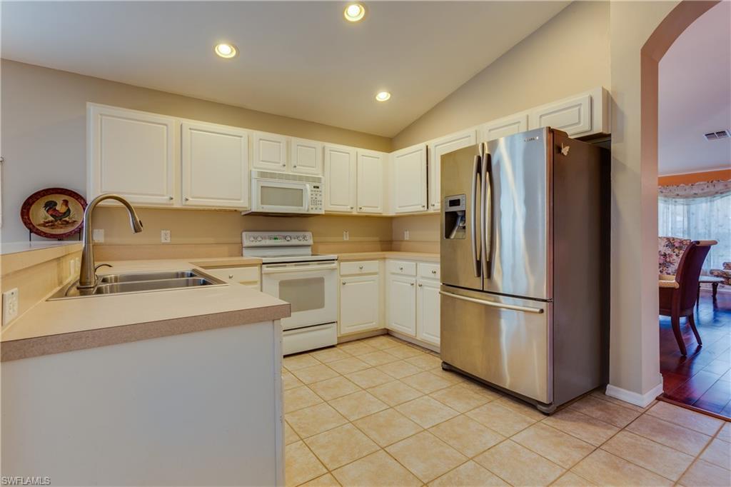 INDIGO LAKES - Residential