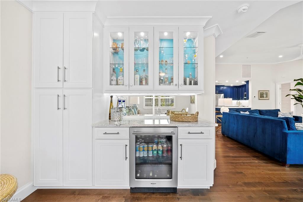 DRIFTWOOD OF OLDE NAPLES - Residential