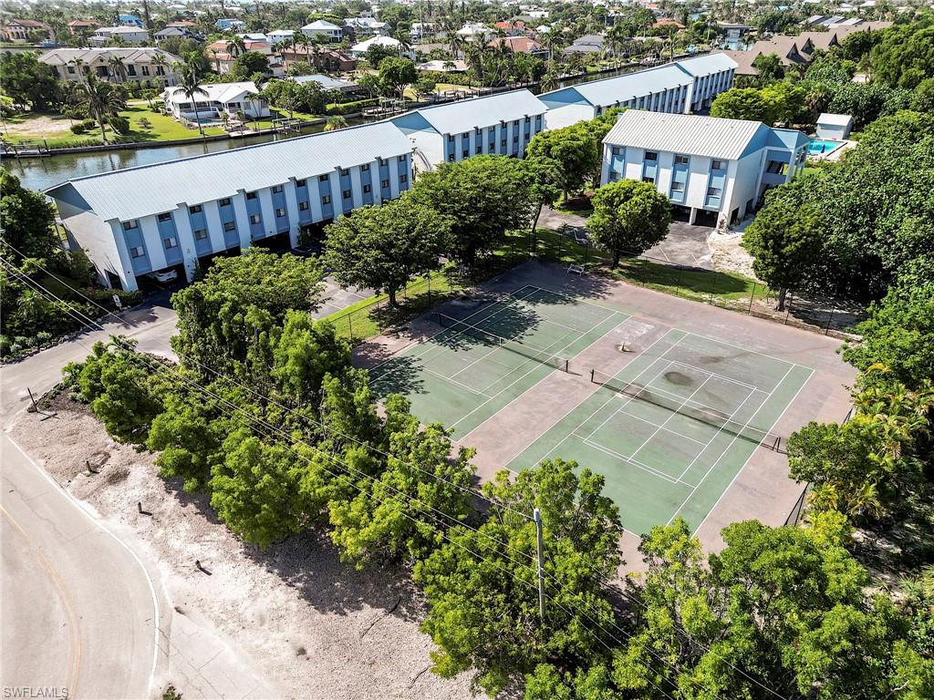 TENNISPLACE - Residential