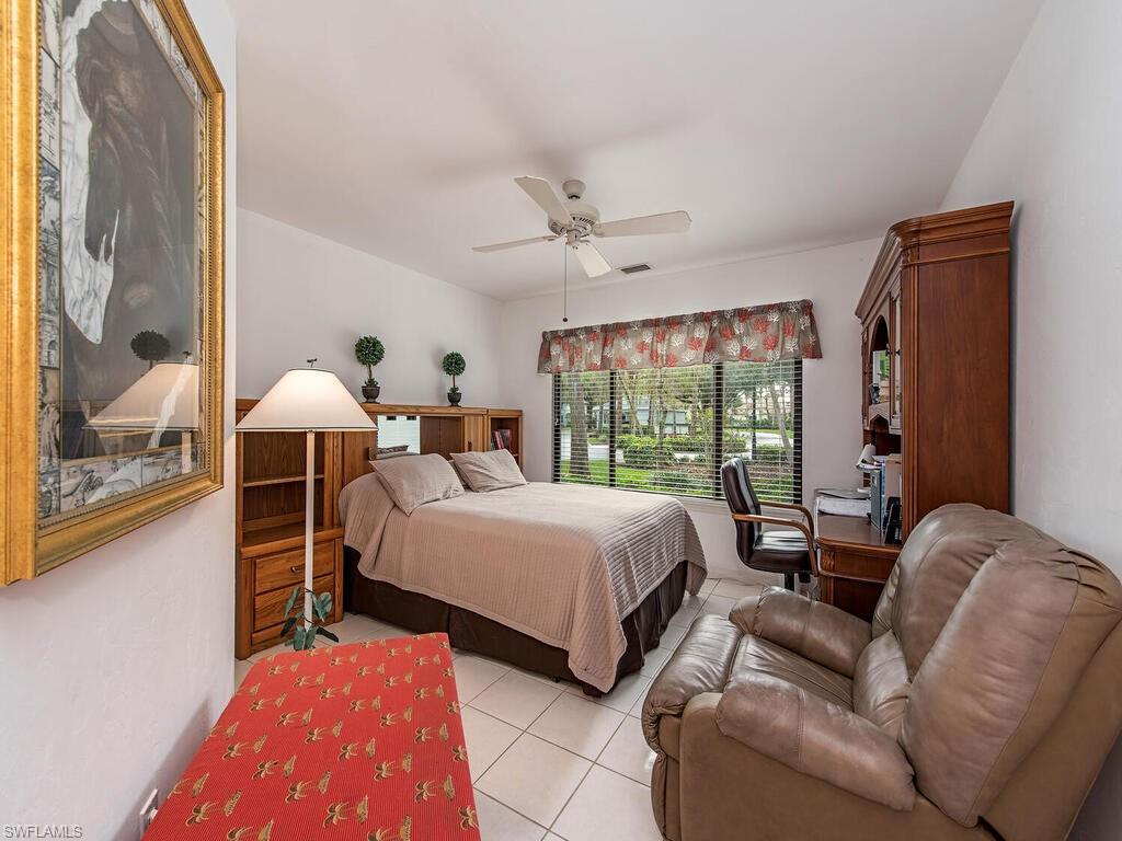 COURTSIDE COMMONS - Residential