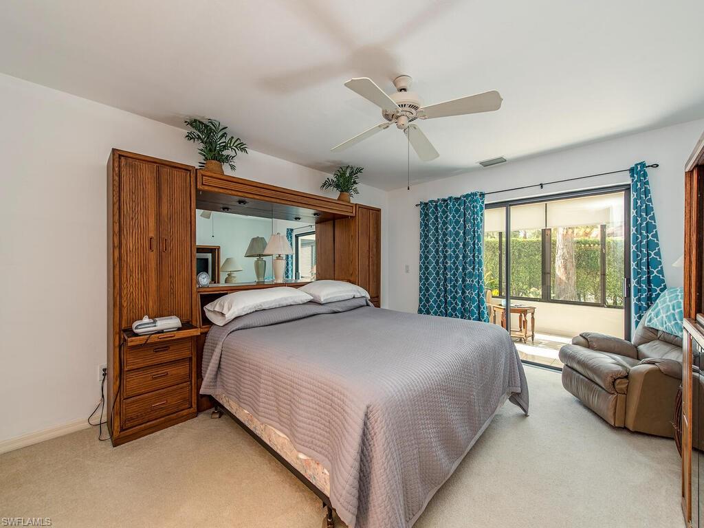 COURTSIDE COMMONS - Residential