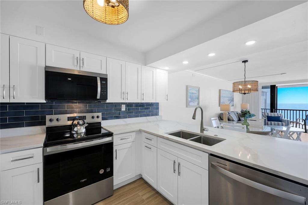 SUNDIAL OF SANIBEL - Residential