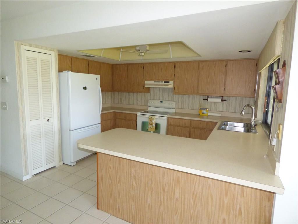 SOUTH POINTE SOUTH - Residential