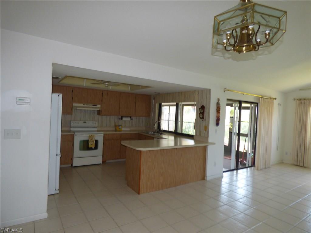 SOUTH POINTE SOUTH - Residential