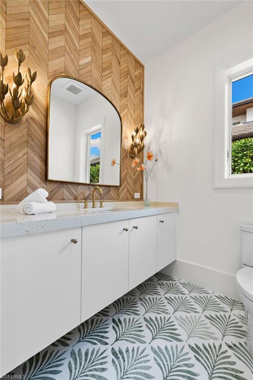 MOORINGS - Residential