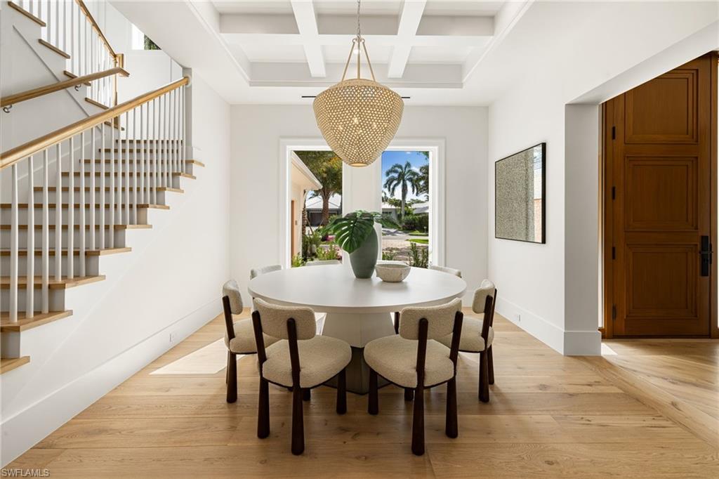 MOORINGS - Residential