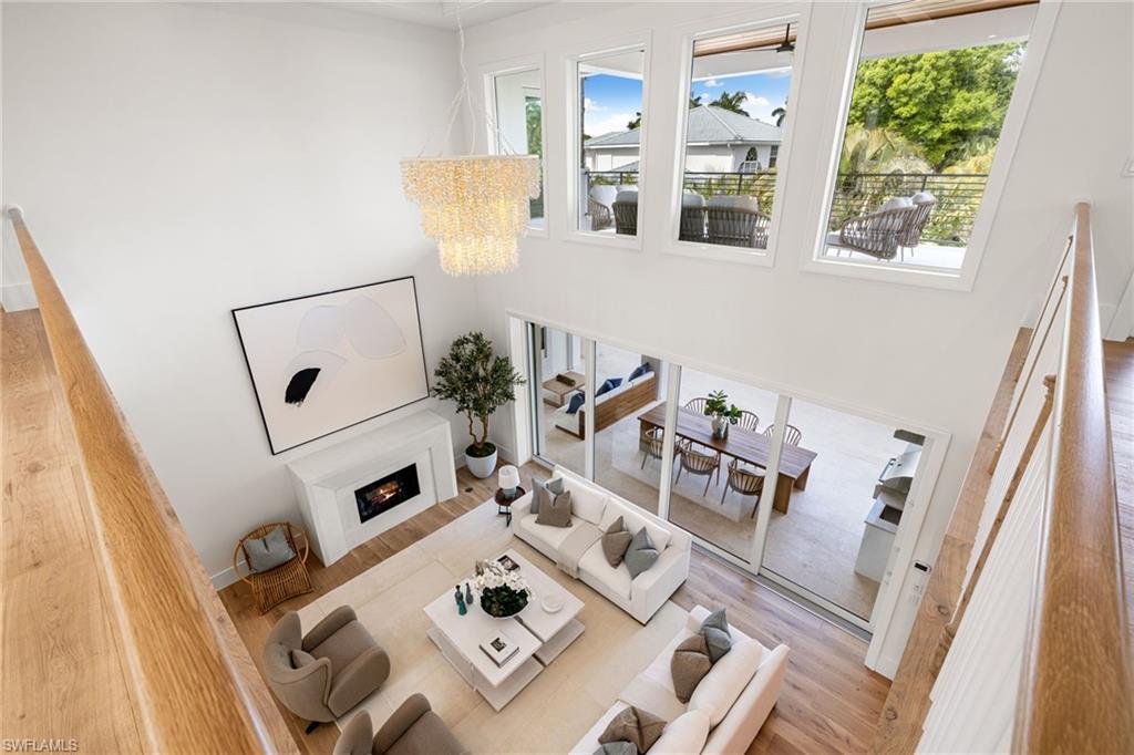 MOORINGS - Residential