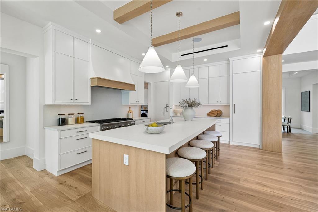 MOORINGS - Residential