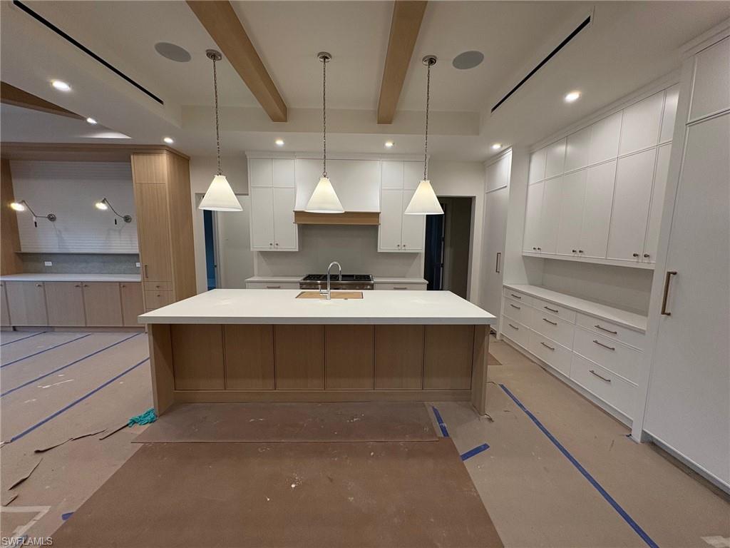 MOORINGS - Residential