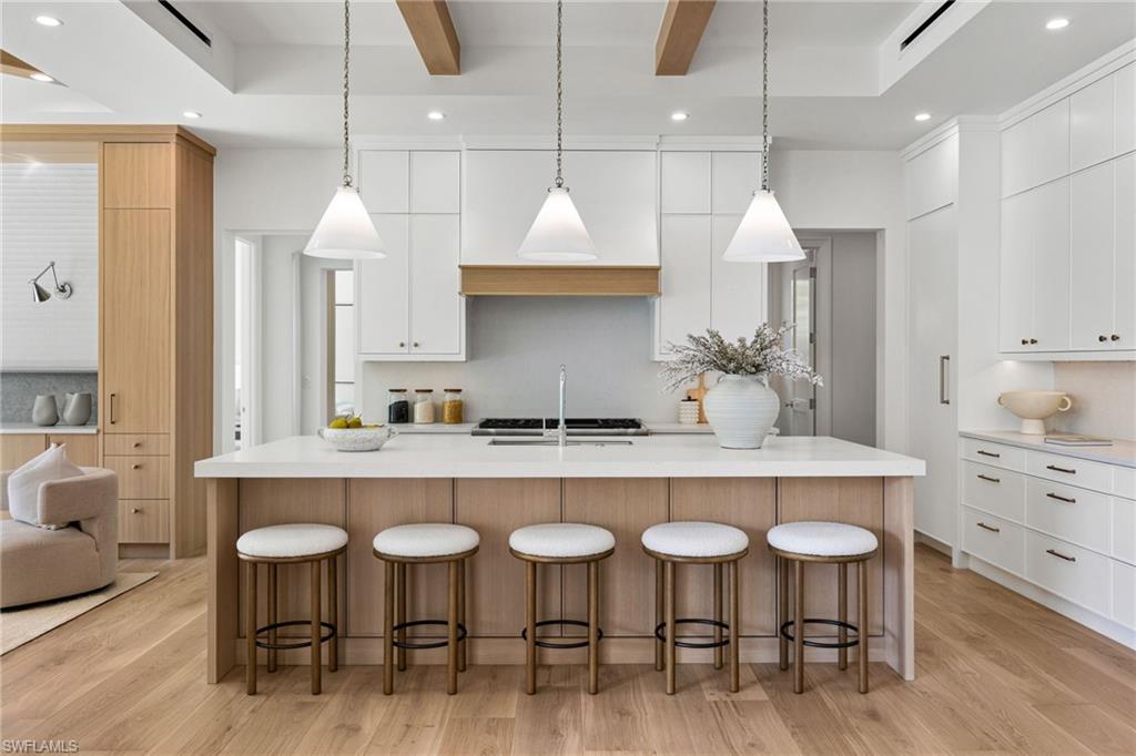 MOORINGS - Residential