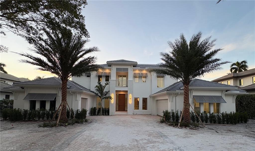 MOORINGS - Residential