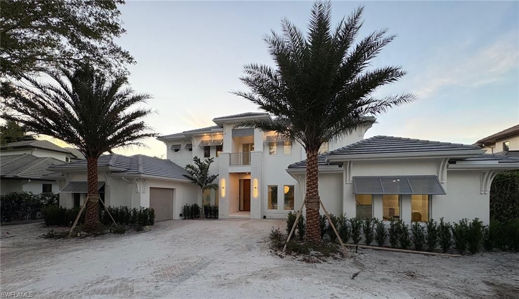 Photo of 1985 Crayton RD, NAPLES, FL 34102 (MLS # 225080696)