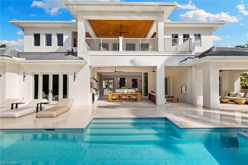 Photo of 1985 Crayton RD, NAPLES, FL 34102 (MLS # 225080696)