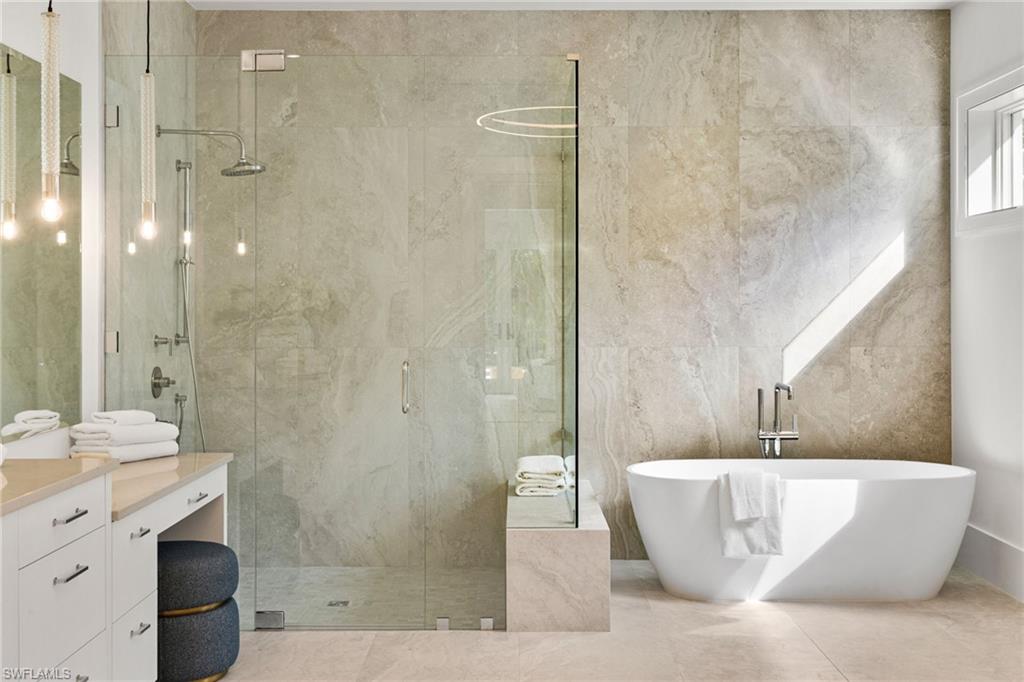 MOORINGS - Residential