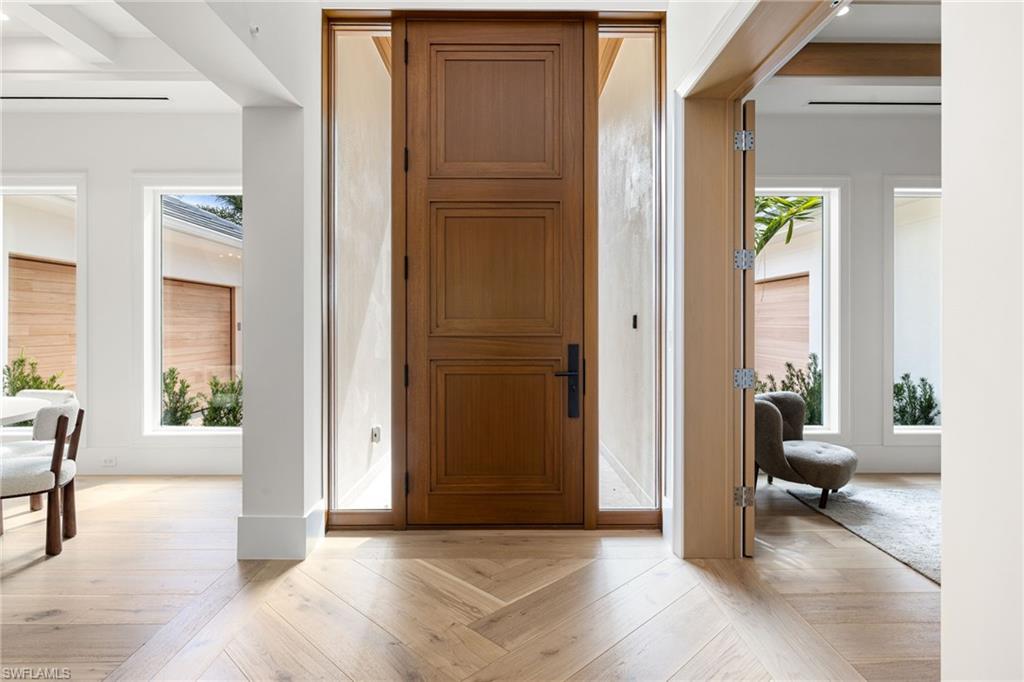 MOORINGS - Residential