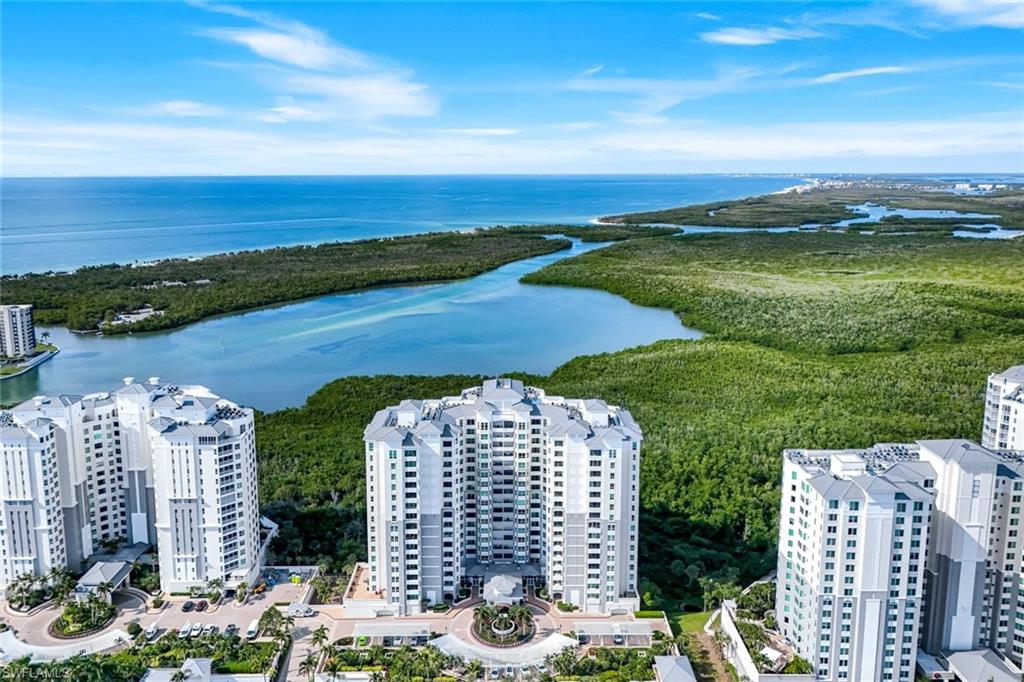 285 Grande WAY 401