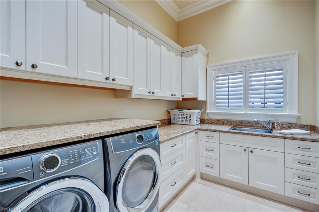 LAUREL OAKS AT WEST BAY CLUB - Residential