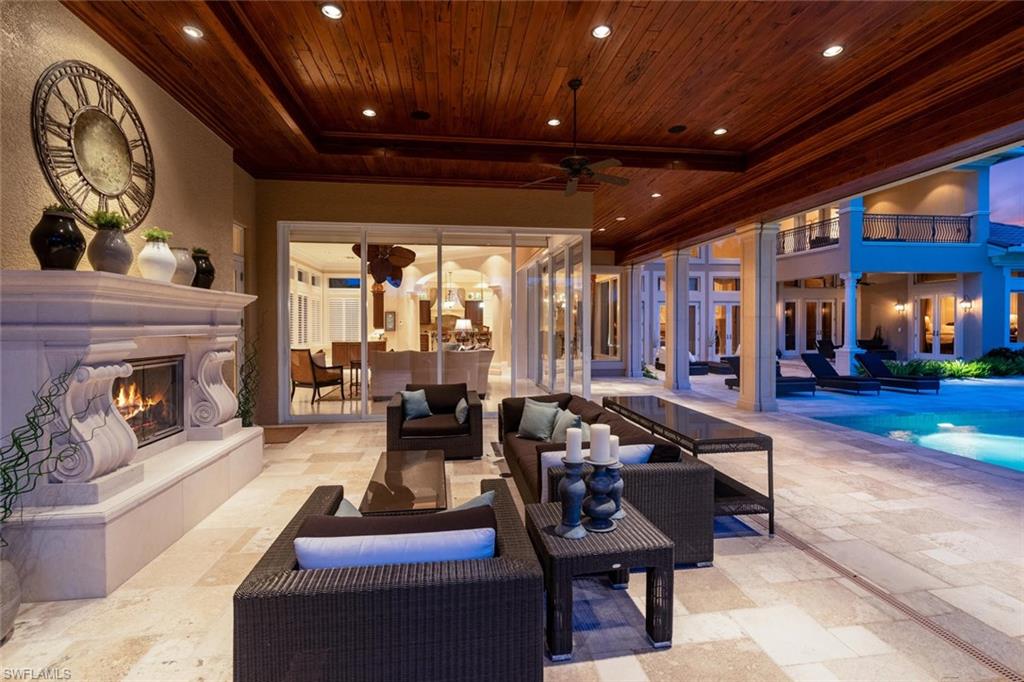 LAUREL OAKS AT WEST BAY CLUB - Residential