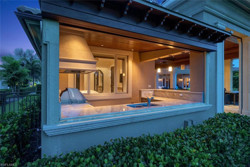 LAUREL OAKS AT WEST BAY CLUB - Residential