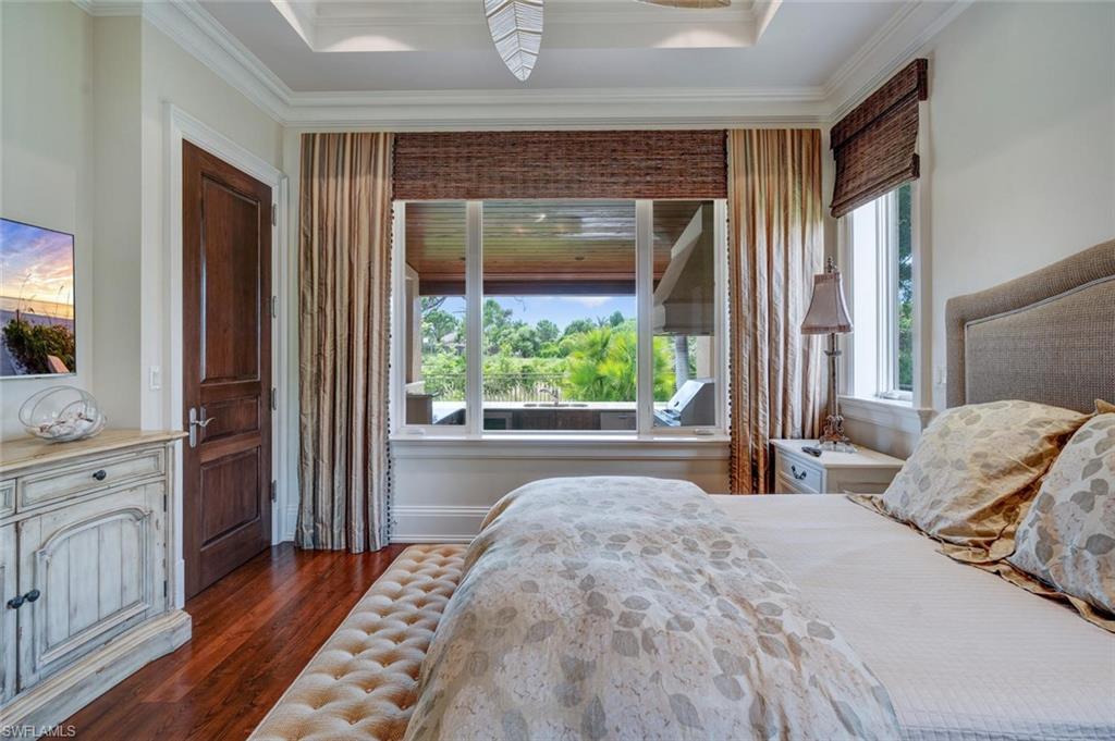 LAUREL OAKS AT WEST BAY CLUB - Residential