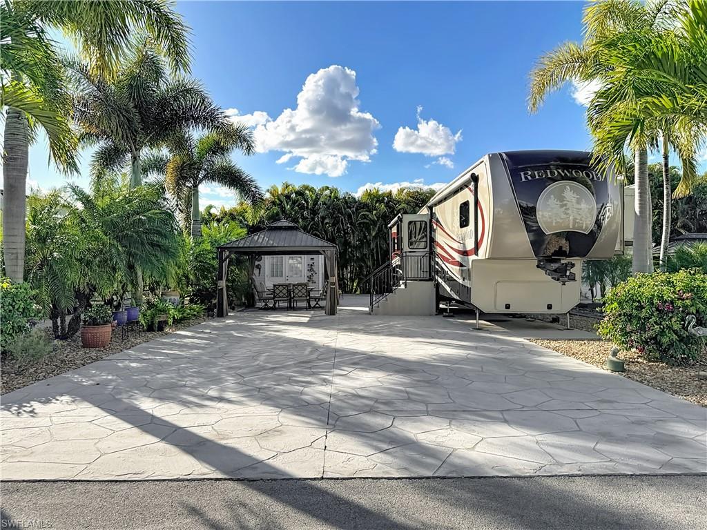 CYPRESS WOODS RV RESORT - Land