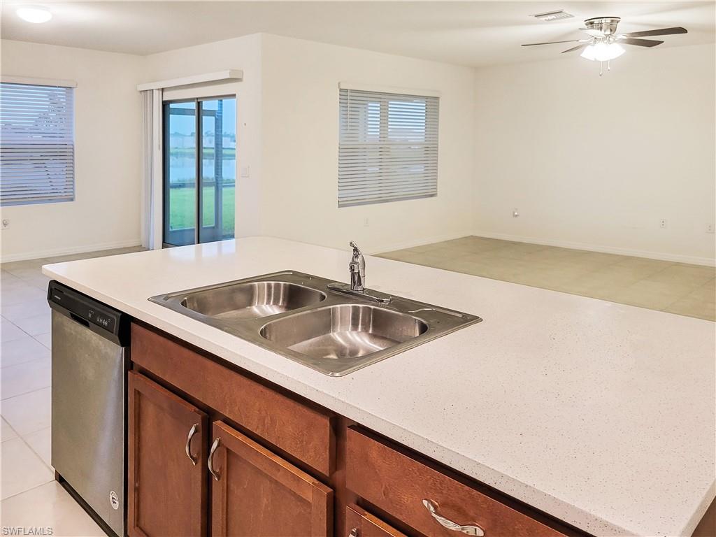 ENTRADA - Residential