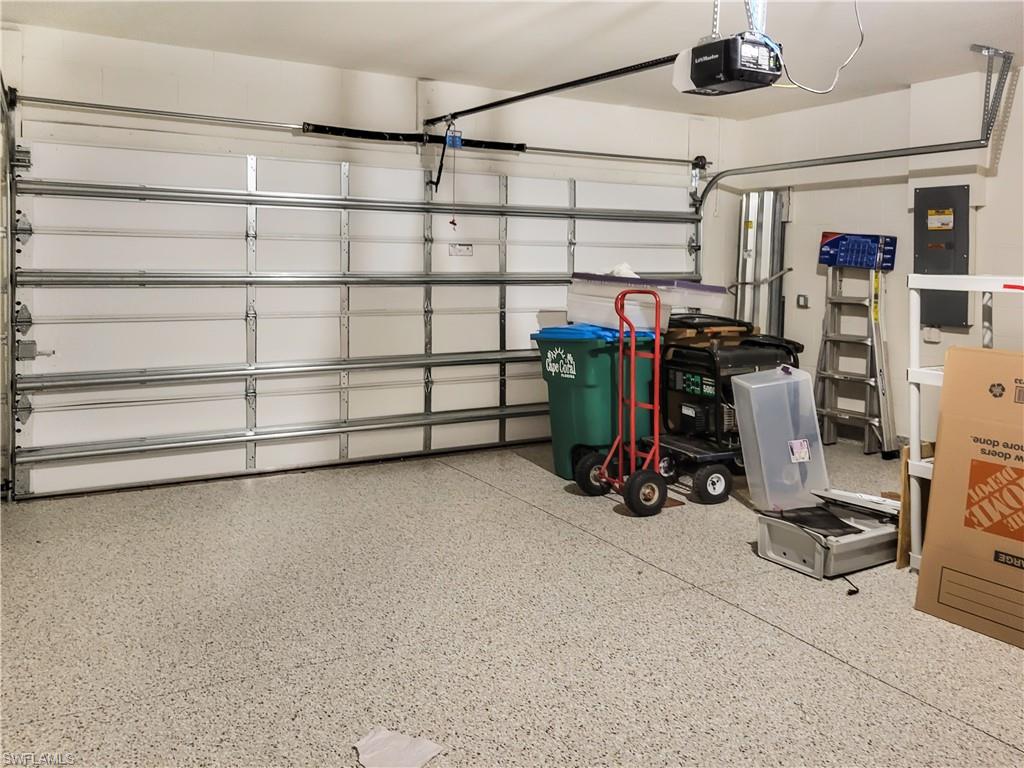 ENTRADA - Residential