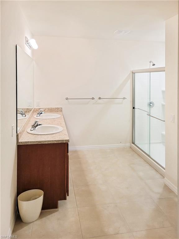 ENTRADA - Residential