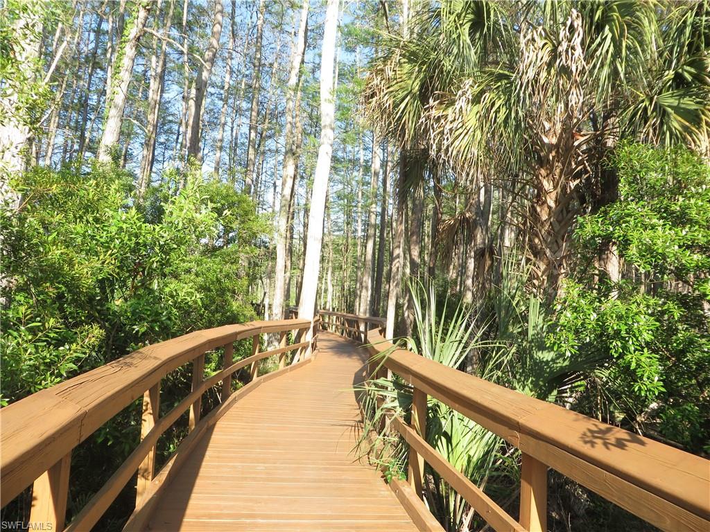 GARDEN LAKES - Residential