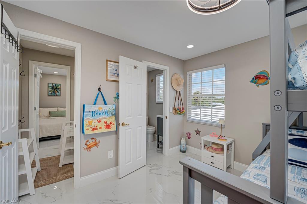 HILLS T.P. - Residential