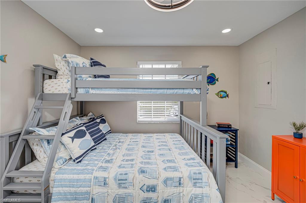 HILLS T.P. - Residential