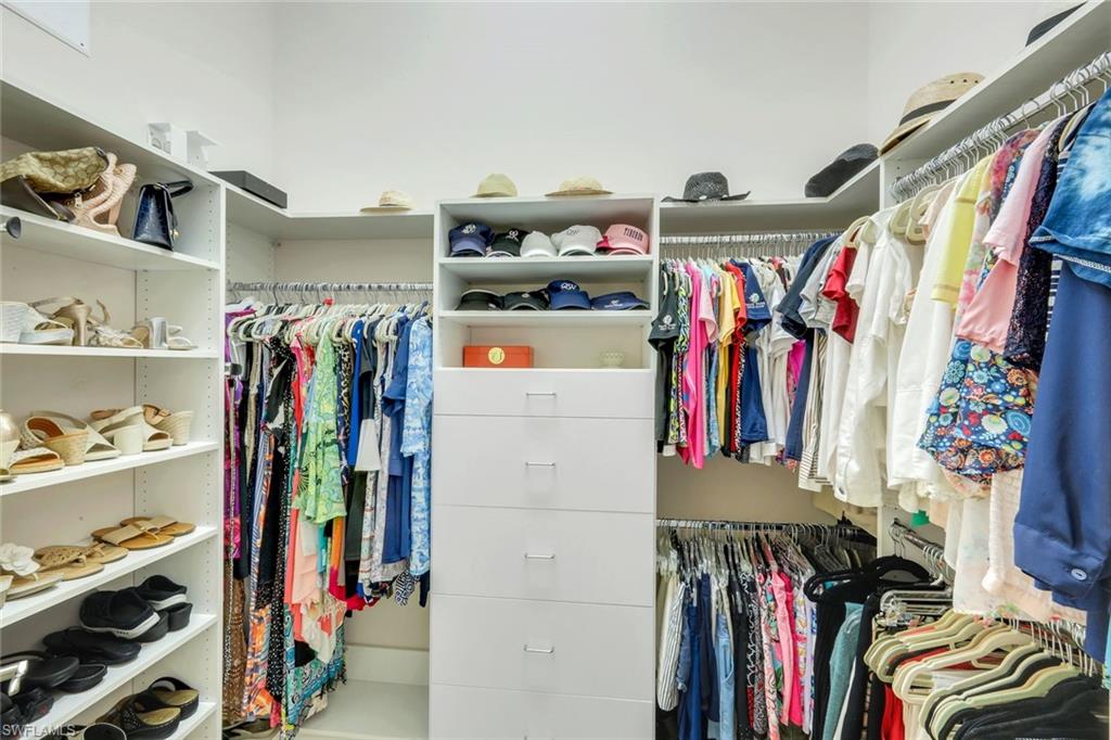 QUAIL WEST - Residential