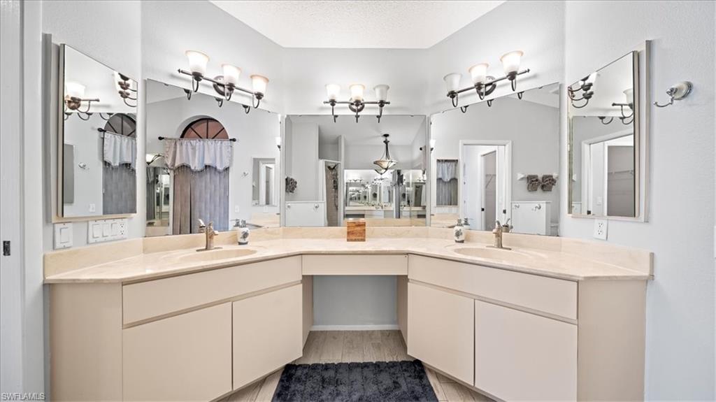 PORT CHARLOTTE - Residential