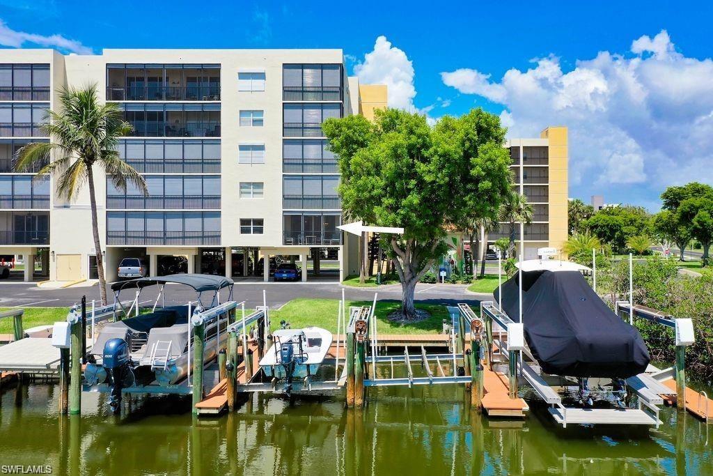 HIBISCUS POINTE - Residential