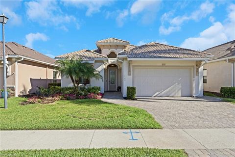 1589 Serrano CIR NAPLES FL 34105