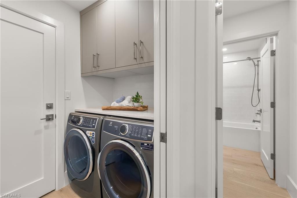 ST ANDREWS AT PELICAN BAY - Residential