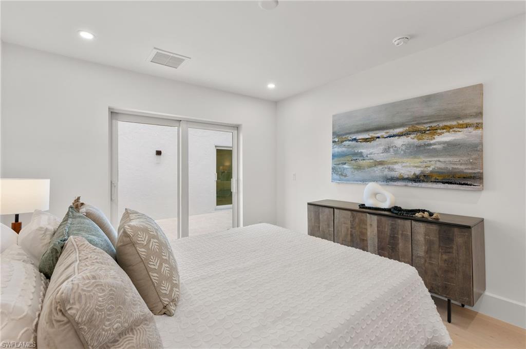 ST ANDREWS AT PELICAN BAY - Residential