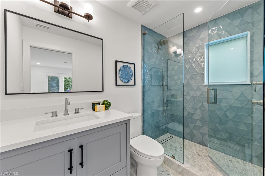 ST ANDREWS AT PELICAN BAY - Residential