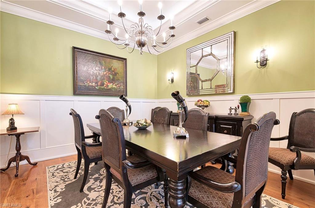 MOORINGS - Residential