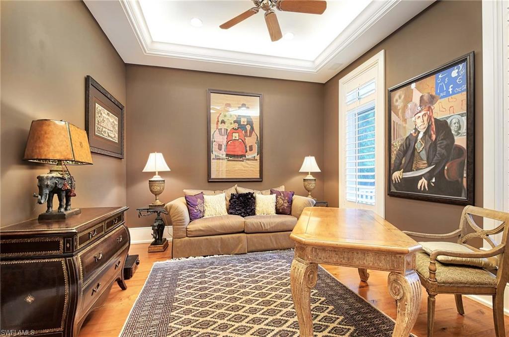 MOORINGS - Residential