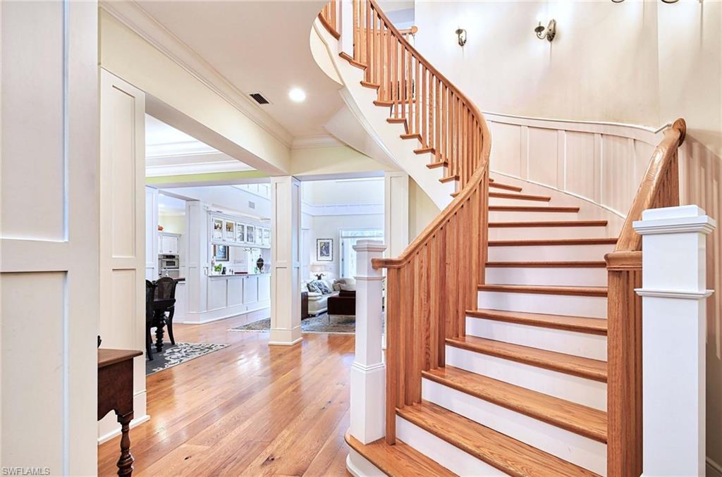 MOORINGS - Residential