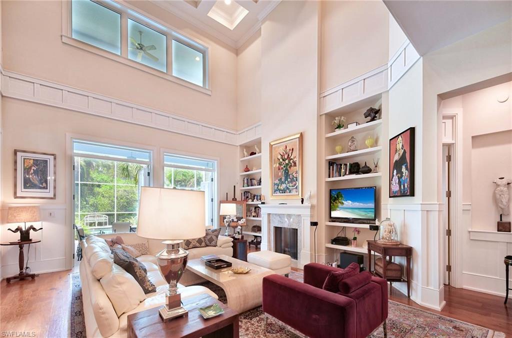 MOORINGS - Residential