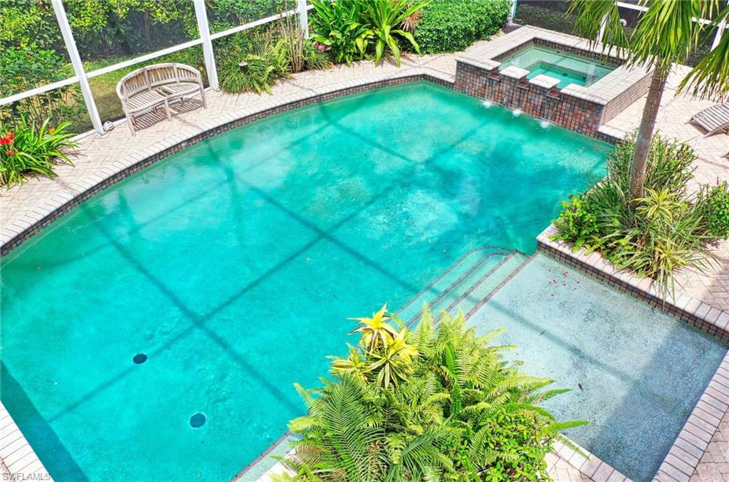 MOORINGS - Residential