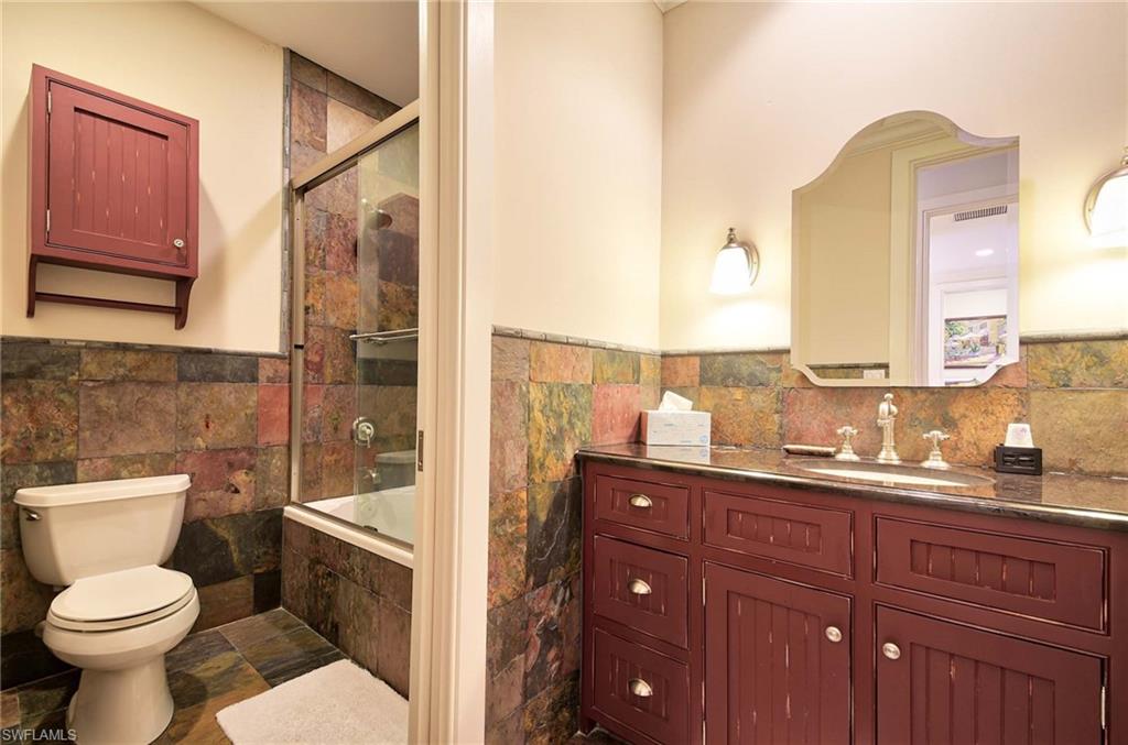 MOORINGS - Residential