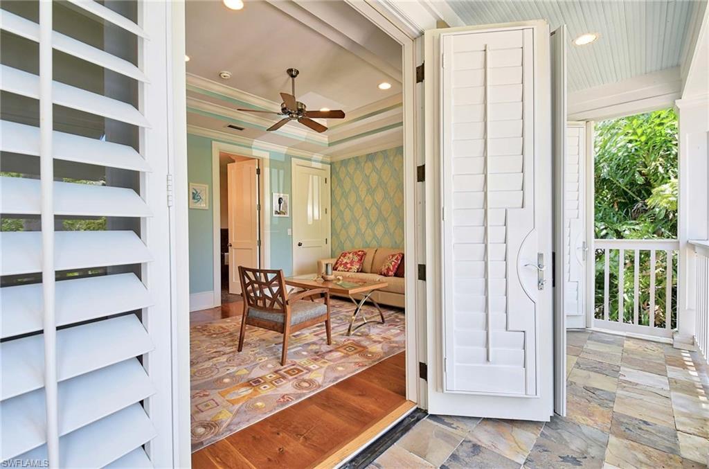 MOORINGS - Residential