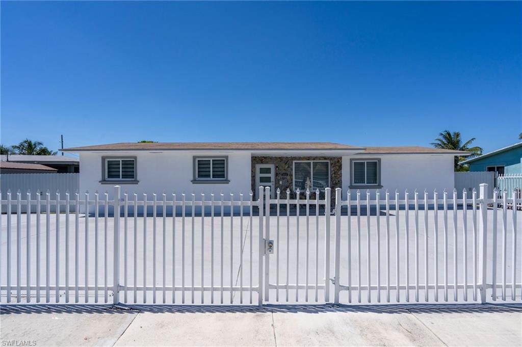 MYRTLE COVE ACRES - Residential