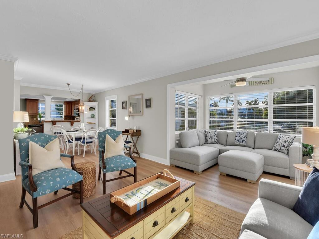 MARINA MANOR - Residential