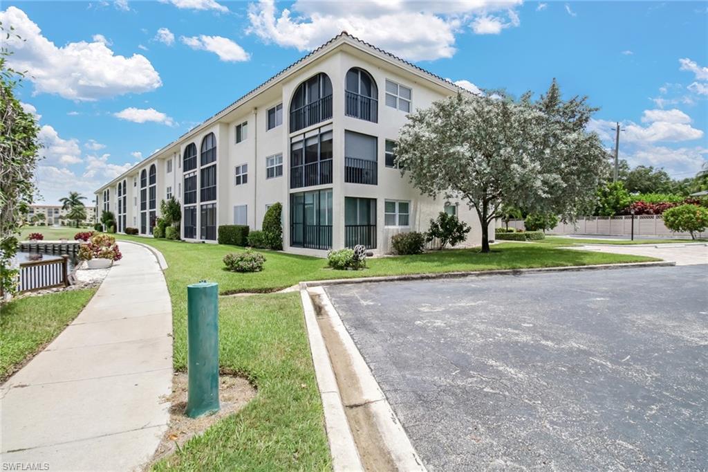 HIGH POINT COUNTRY CLUB - Residential