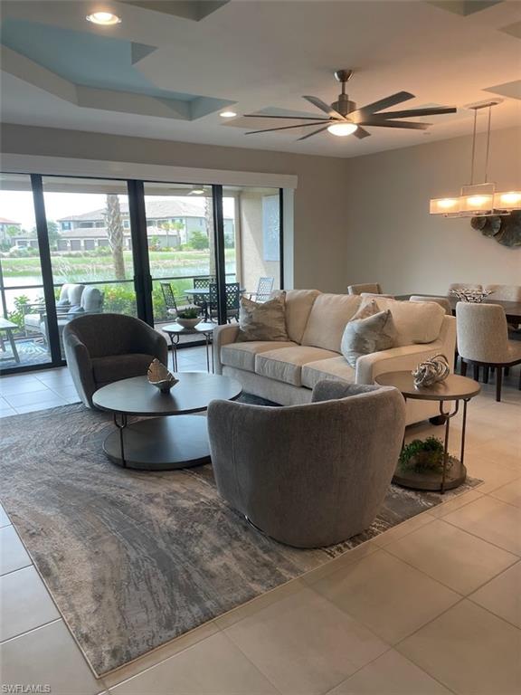 ESPLANADE - Residential