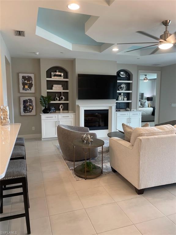 ESPLANADE - Residential